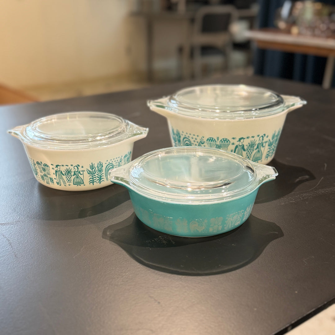 6 pc Pyrex Turquoise Amish Butterprint Casserole Set