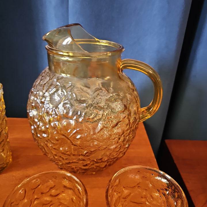 Anchor Hocking Drinkware Set