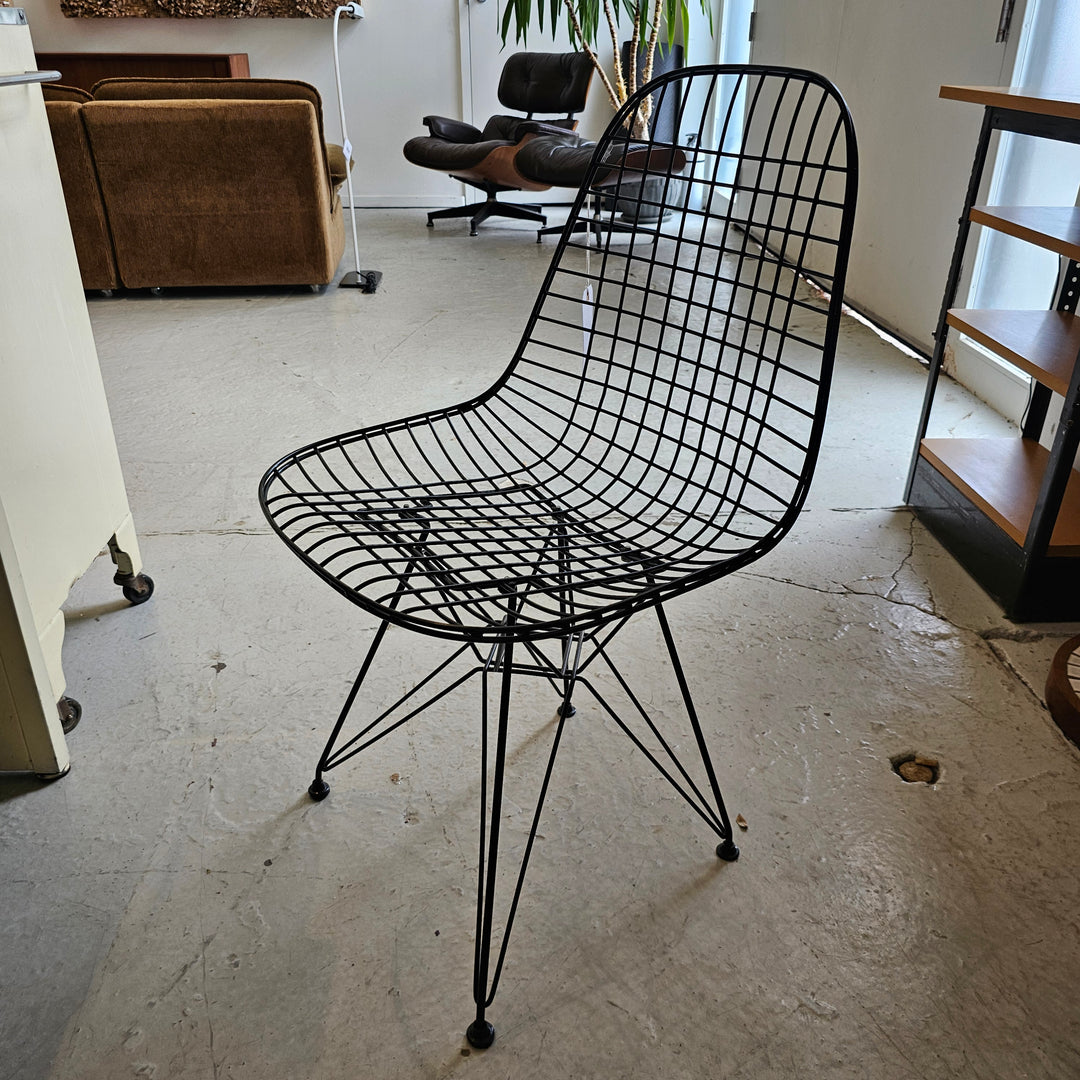 Eames Herman Miller Wire Chair