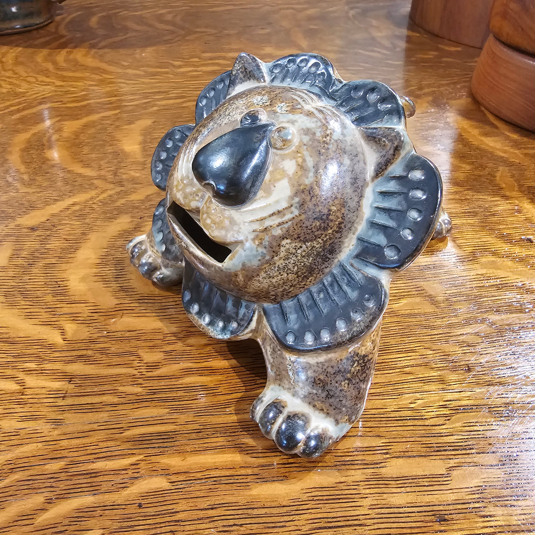Vtg Otagiri Stoneware Lion Coin Bank