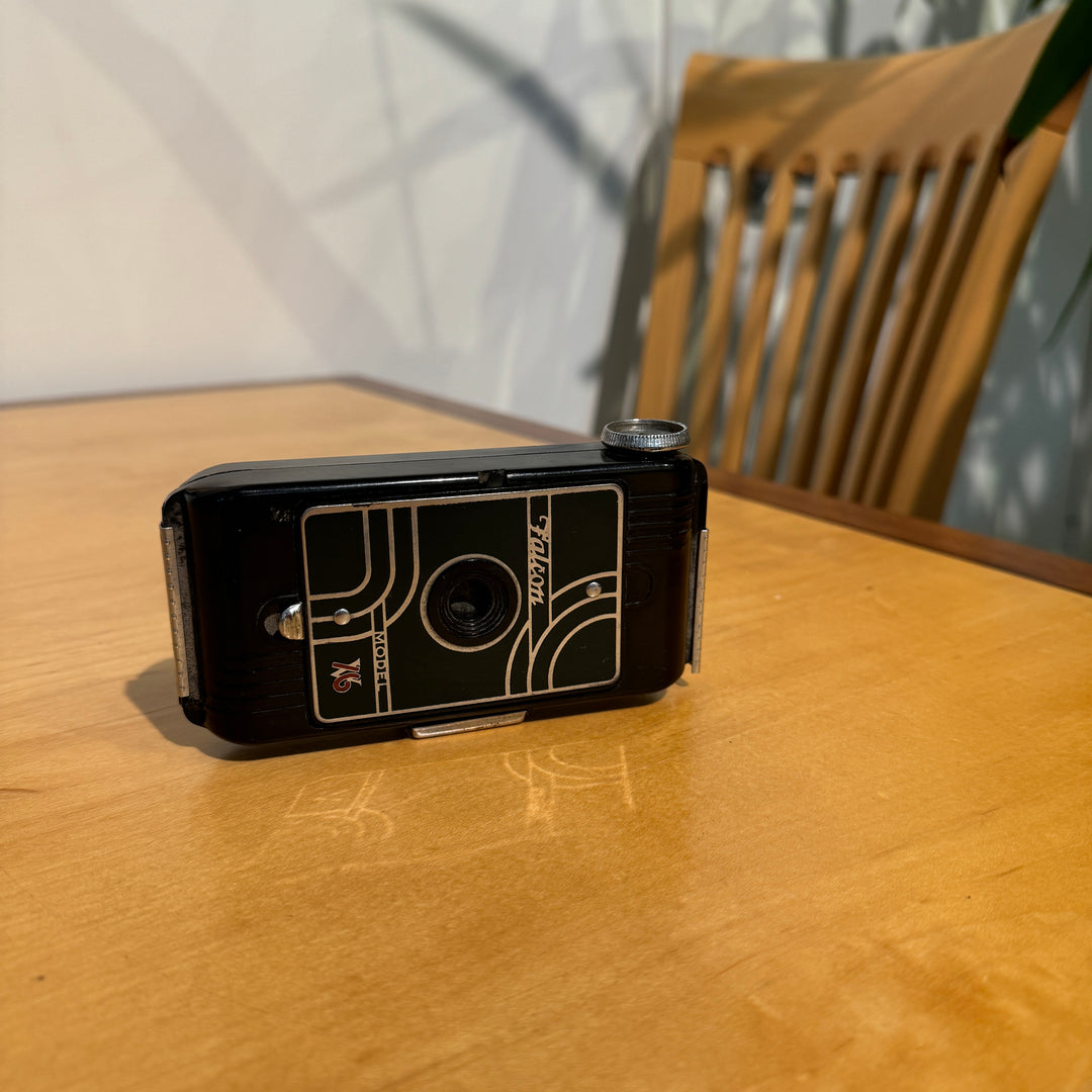 Falcon V 16 Pocket Camera