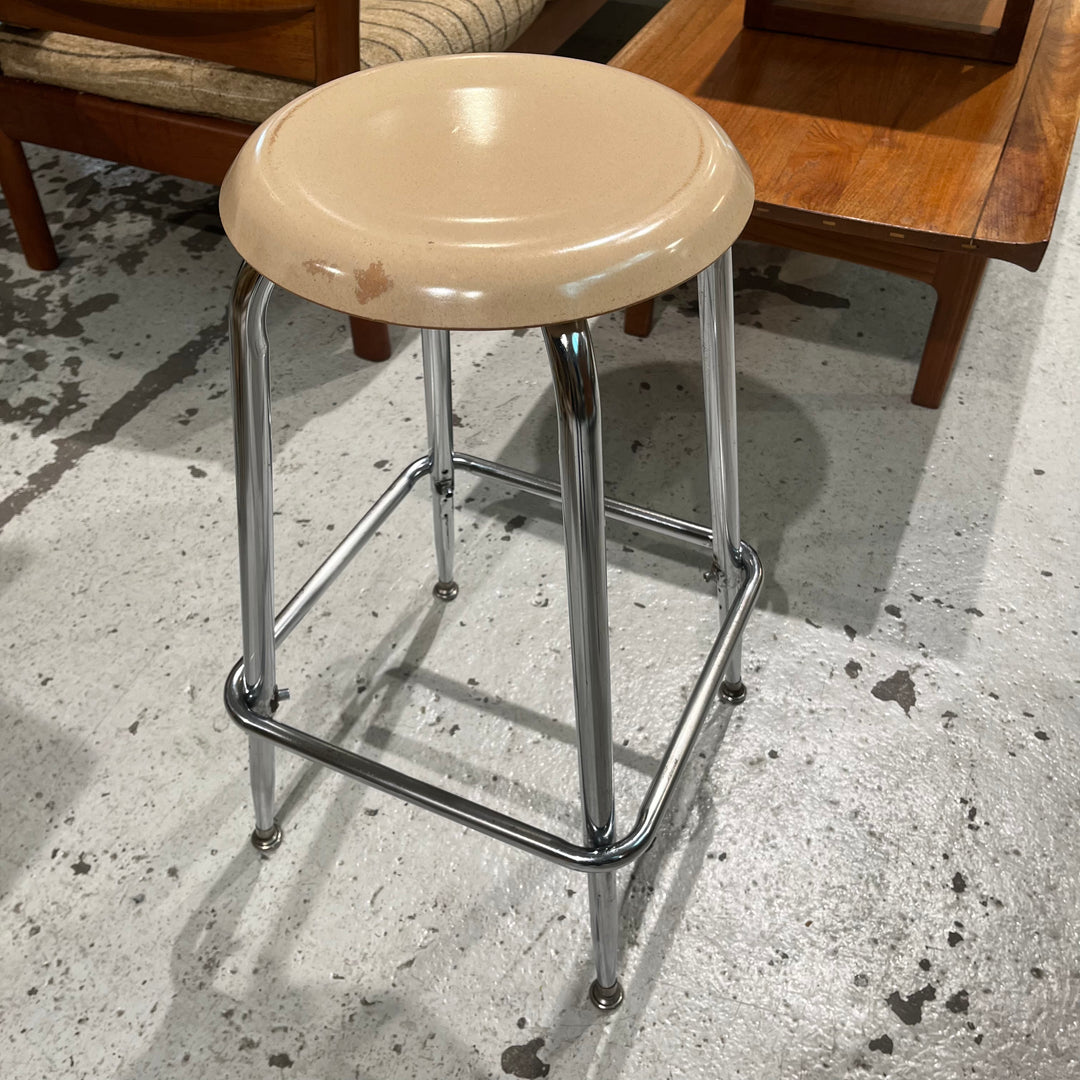 Industrial/Educational Adjustable Height Stool